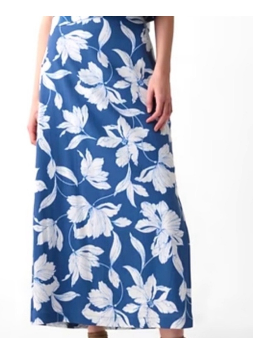 GAP Linen Blue Maxi Skirt with White Floral Print - size small